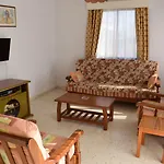 Dimma Seaside Apartament Pafos