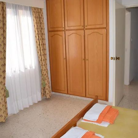 Dimma Seaside Apartament
