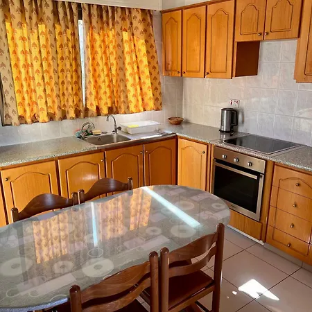 Dimma Seaside Apartament